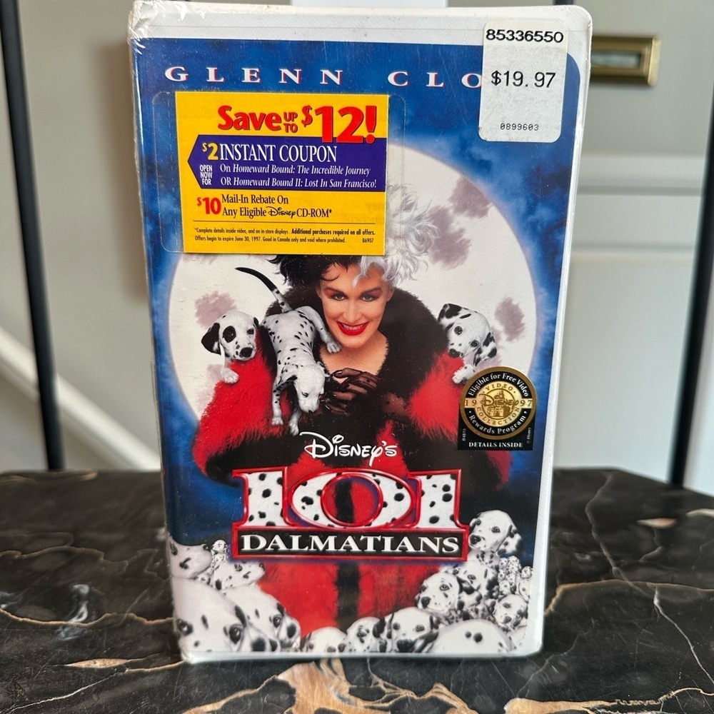 New Sealed 101 Dalmatians VHS with Rare Coupons - Glenn Close Disney Movie